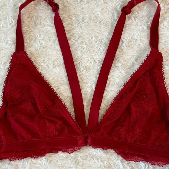 Victoria’s Secret Red Lace Bralette - Picture 3 of 7